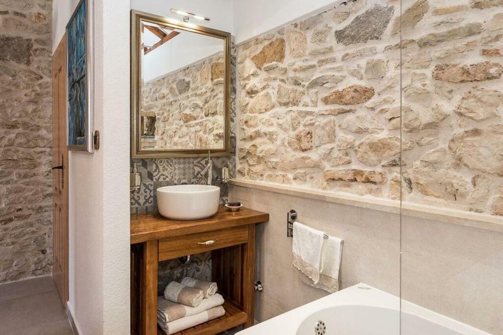 Villa Hirundo Rustica *